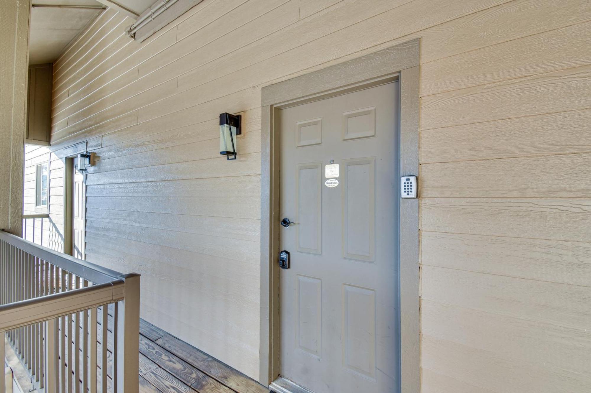 Central Steamboat Condo Outdoor Hot Tub And Pool! Steamboat Springs Bagian luar foto