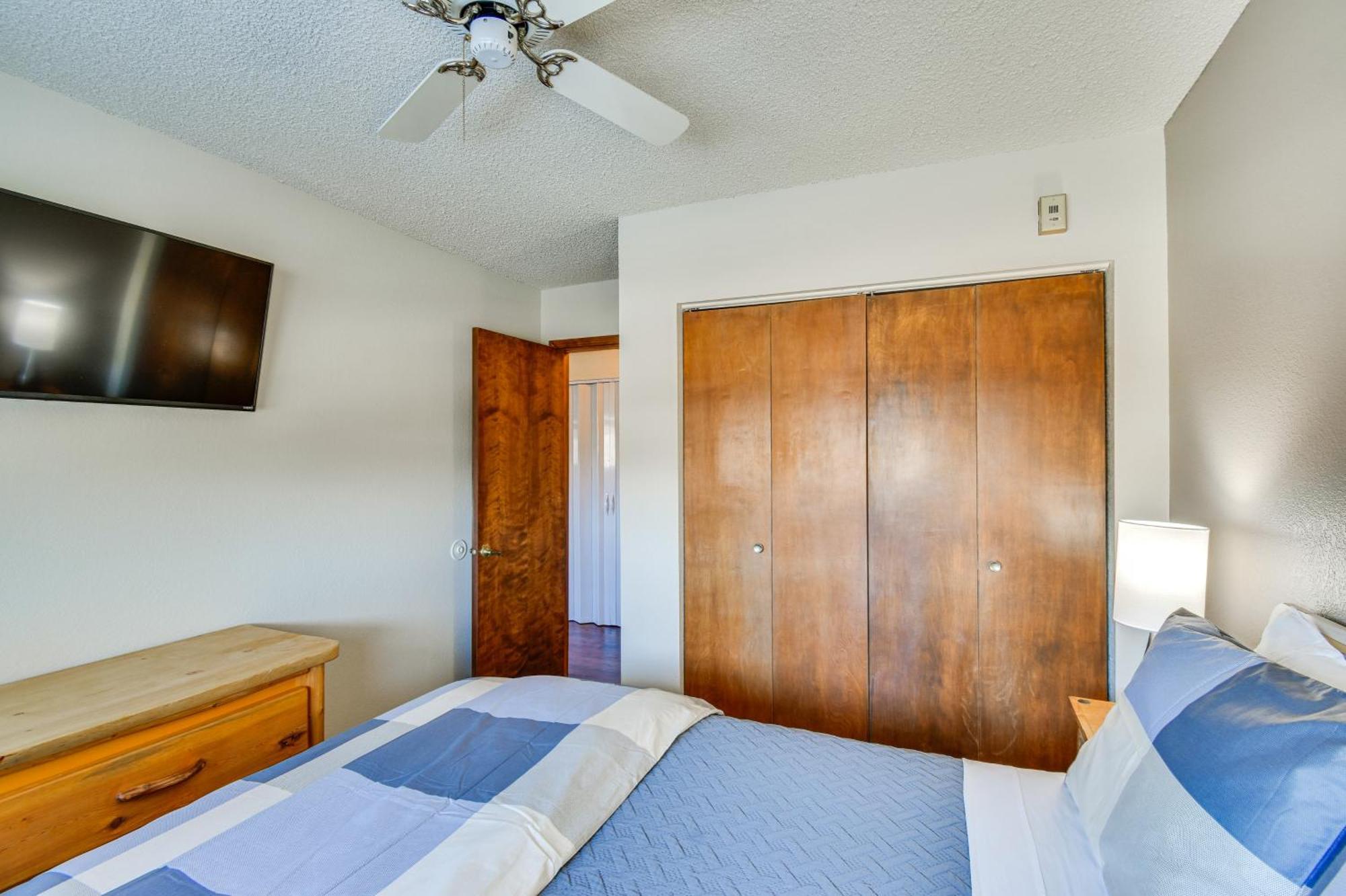 Central Steamboat Condo Outdoor Hot Tub And Pool! Steamboat Springs Bagian luar foto