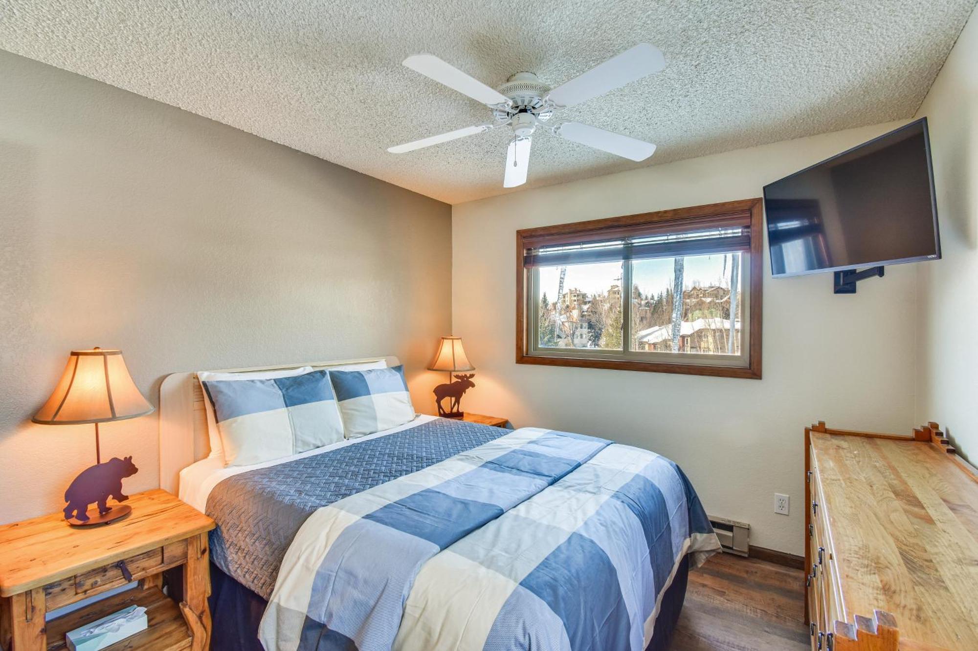Central Steamboat Condo Outdoor Hot Tub And Pool! Steamboat Springs Bagian luar foto