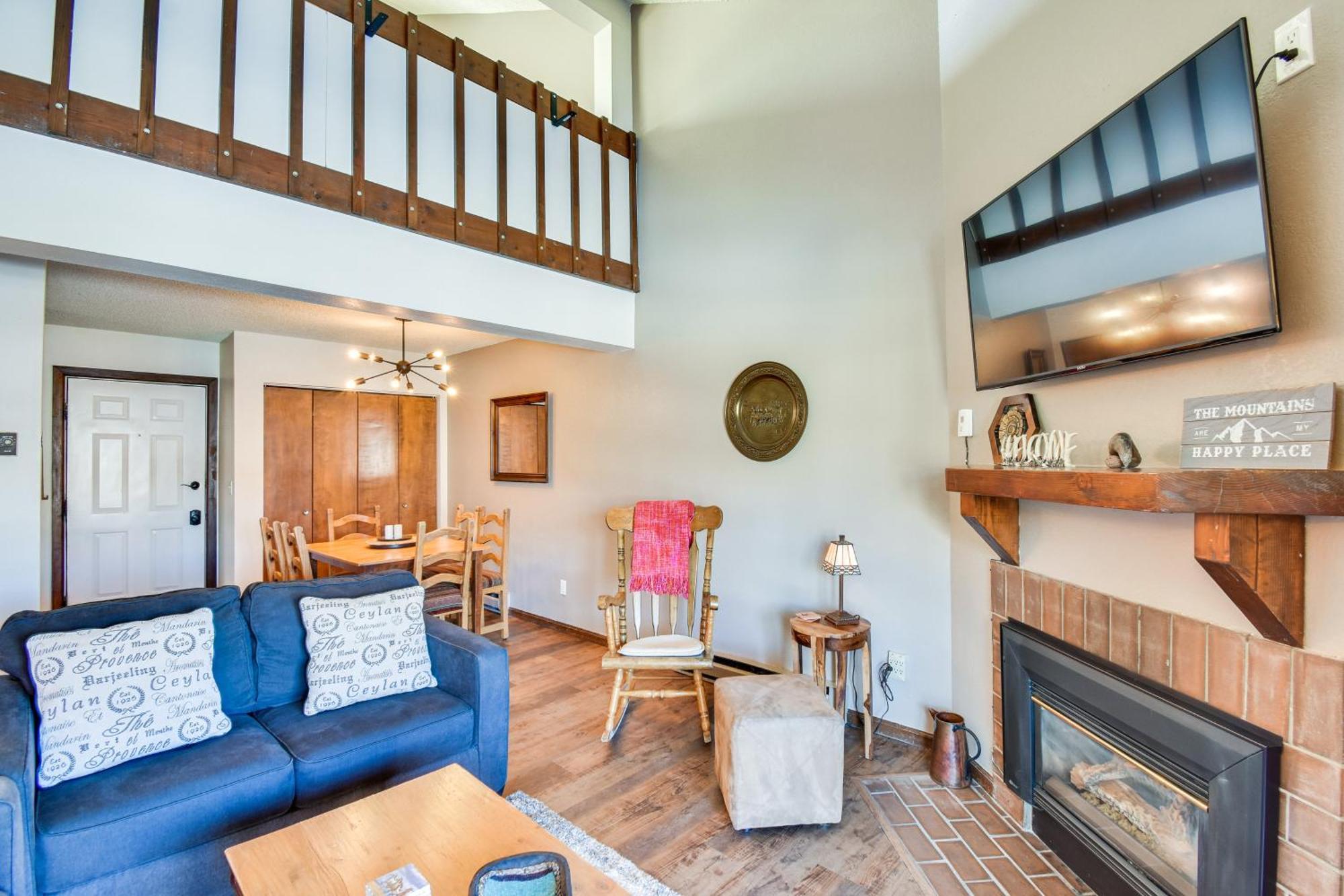 Central Steamboat Condo Outdoor Hot Tub And Pool! Steamboat Springs Bagian luar foto