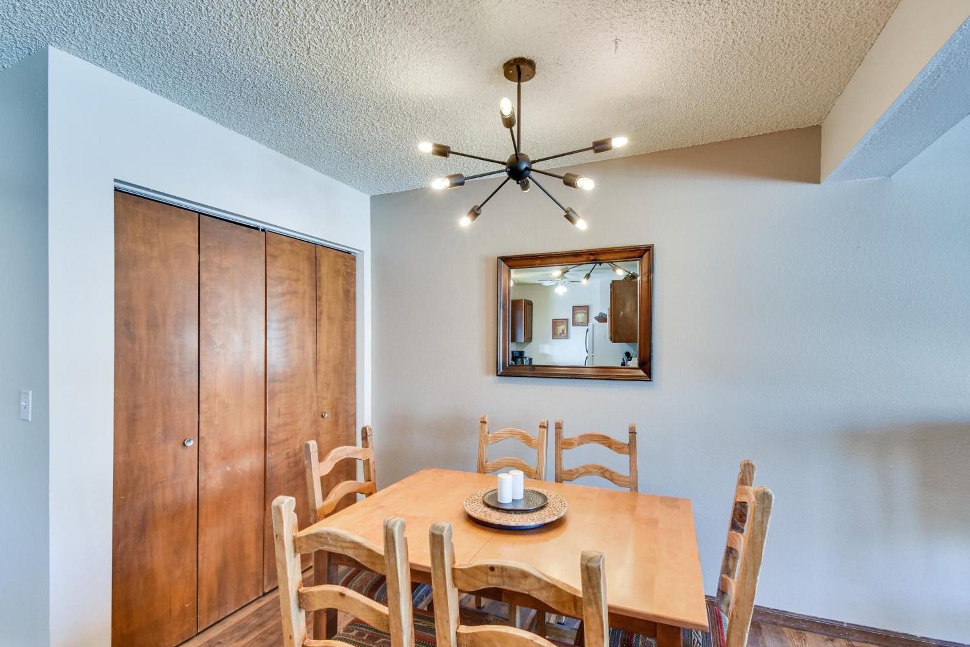 Central Steamboat Condo Outdoor Hot Tub And Pool! Steamboat Springs Bagian luar foto